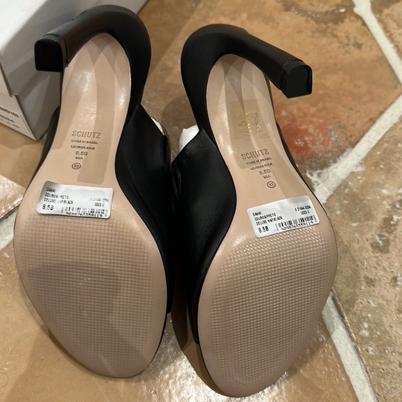 NWT Schultz danni black leather mules sz 8.5 w box - Picture 5 of 7